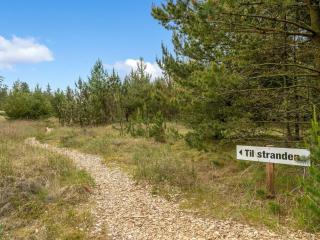 Holiday Home Gunnie - 1-1km from the sea by Interhome - 2
