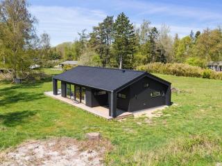 Holiday Home Ivar - 450m from the sea by Interhome - 7