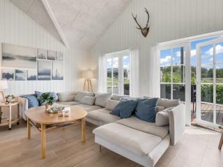 Holiday Home Bryngeir - 750m from the sea by Interhome - 6