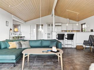 Holiday Home Kerstin - 400m from the sea by Interhome - 2