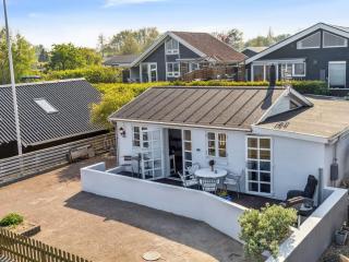 Holiday Home Tameka - 10m to the fjord by Interhome - 4