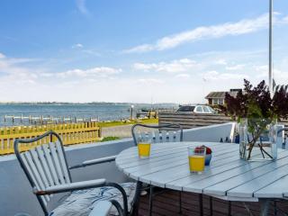 Holiday Home Tameka - 10m to the fjord by Interhome - 1