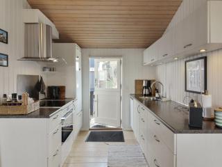 Holiday Home Fridhild - 875m from the sea by Interhome - 9