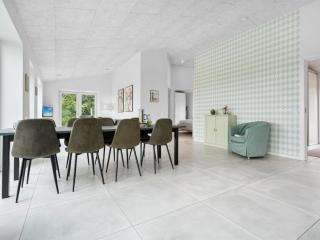 Holiday Home Landuin - 30km from the sea by Interhome - 2