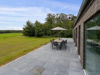 Holiday Home Landuin - 30km from the sea by Interhome - 2