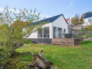 Holiday Home Eleana - 300m from the sea by Interhome - 3
