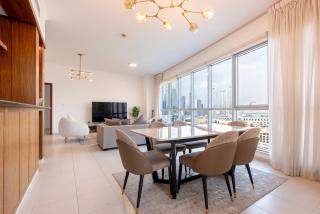 Downtown Luxury - Open Views of The City & Burj Khalifa - Walking Distance to Dubai Mall - 5