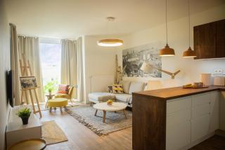 Priestranný útulný 2-izbový apartmán v centre Trnavy - 7