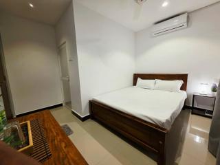 The Layover Lounge - Airport Transit Hotel - 5
