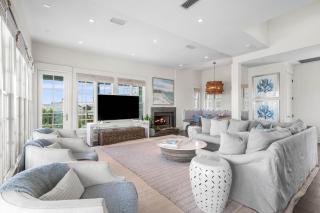 YOLO Cottage - 1