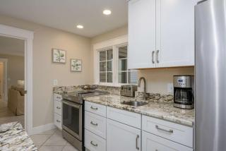 35 Wagon Rd - Sea Pines Beach House - 1