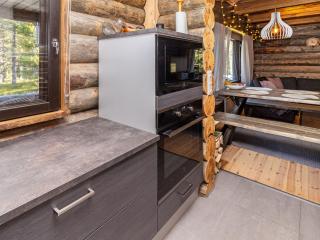 Holiday Home Karhunkelo by Interhome - 2