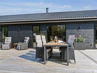 Holiday Home Skakke - 900m from the sea by Interhome - 3