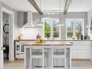 Holiday Home Hughlek - 1-5km from the sea by Interhome - 4