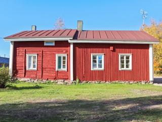 Holiday Home Laattajan hirsipirtti by Interhome - 9