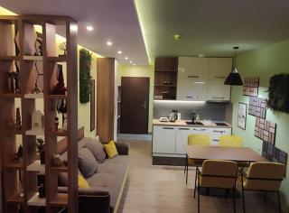 Yellow Hill Apartment - 2