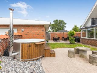 Holiday Home Sissela - from the sea by Interhome - 2