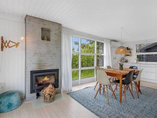 Holiday Home Mintha - 400m from the sea by Interhome - 4