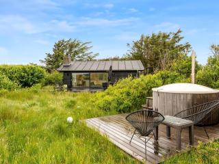 Holiday Home Mintha - 400m from the sea by Interhome - 3