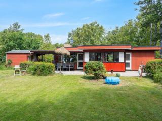 Holiday Home Auli - 125m from the sea by Interhome - 2