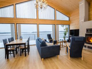 Holiday Home Lakeside villa by Interhome - 5