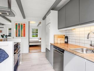 Holiday Home Hinrich - 750m from the sea by Interhome - 1