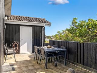 Holiday Home Elni - 350m from the sea by Interhome - 6