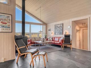 Holiday Home Elni - 350m from the sea by Interhome - 2