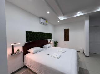 MarDani Guesthouse & Car Rental - FREE SJO Airport Shuttle - 0