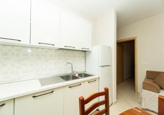 Albanian Roots Residence -2BR, Family Friendly - 1