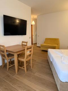 Blumont aparthotel durres - 4