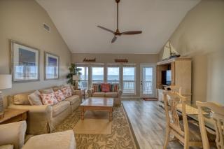 Rainbows End - 100-B Shell Ct - 3