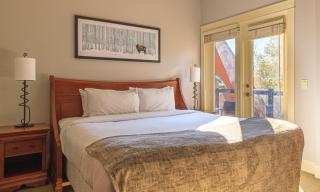 Evergreen at Solara Resort - 3