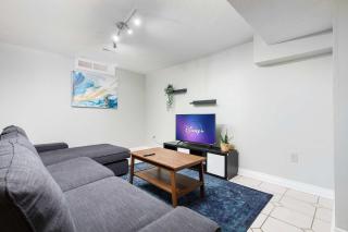 Roomy 1BD Apartment in Basement of House - 9