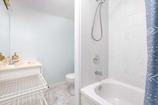 Roomy 1BD Apartment in Basement of House - 1