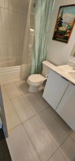 Queen Bed and single bed for friends - 2