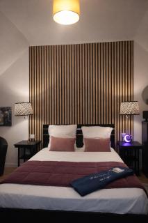 HÉBERGEMENT au LOGIS - 1