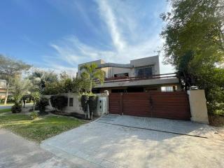 2 Bed Luxury Lower Portion DHA Phase 6 - 8