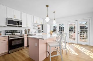 Downtown 10 min, 90 Degree Pool Spa, Front PKG, 3BR 3BA - 3