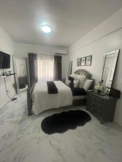 Modern Ocean View Apartment - 4