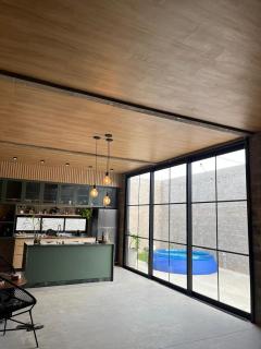 Casa Industrial com Banheira - 5