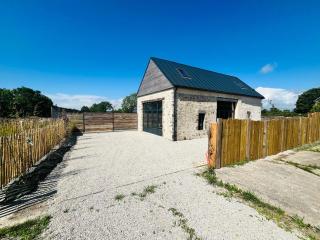 2 houses for a large family or group - 4