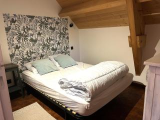 2 houses for a large family or group - 7