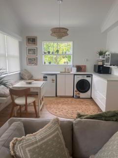 Frankie's on Frank - 8