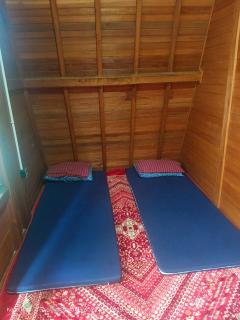 Rumah kayu cikareo antonio Monroe - 4