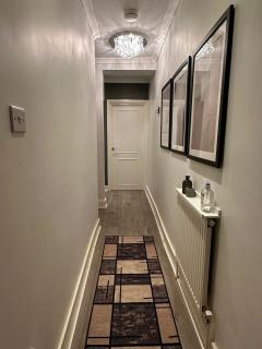 Central 1bedroom Apartment, connected via underground, overground and many bus routes - 5