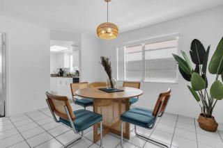 Quiet Beachfront Apartment next to Lido Beach - 3