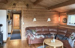 Awesome Home In Ljørdalen With Sauna - 7