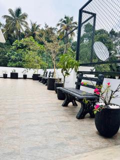 Swiss Garden Holiday Home - Elegant and Spacious at Kandy, MADAWALA - 5