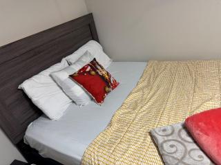 Cozy one bedroom in a modern basement - 5